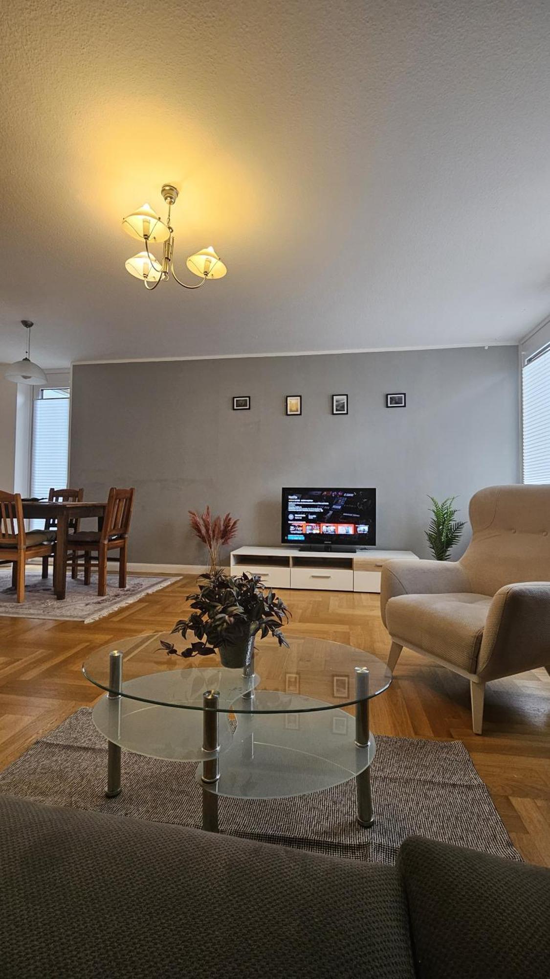 80 M2 Moderne Und Zentrale Wohnung In Hannover Mit Eigenem Parkplatz מראה חיצוני תמונה